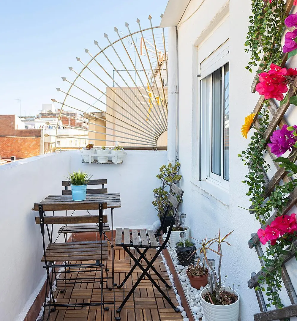 Lovely Attic With Terrace L'Hospitalet de Llobregat Apartamento