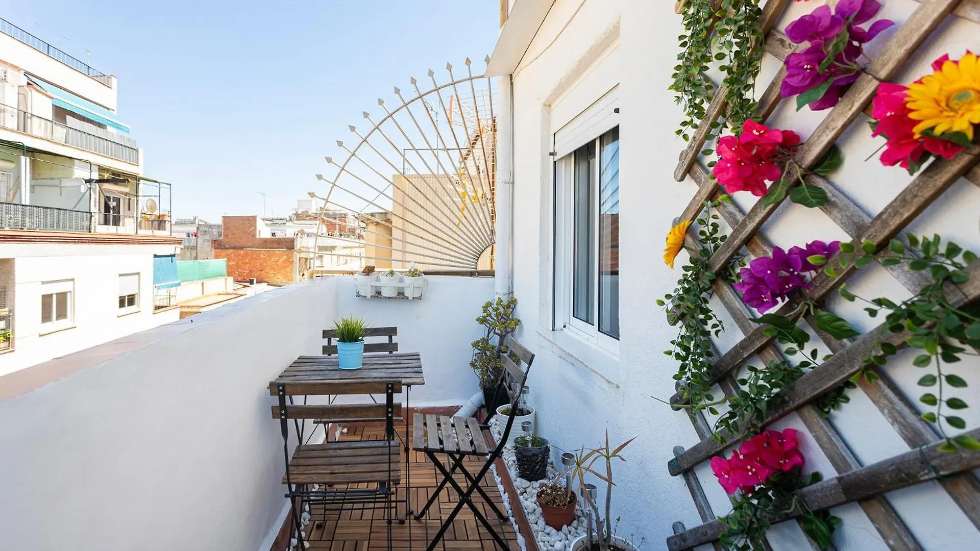 Lovely Attic With Terrace L'Hospitalet de Llobregat Apartamento